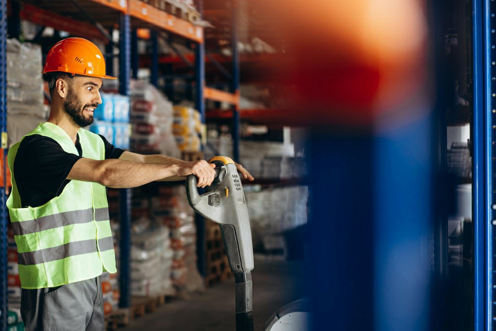 Comprehensive Manual Handling Course Online for Professionals in Maynooth - Manual Handling Training Article