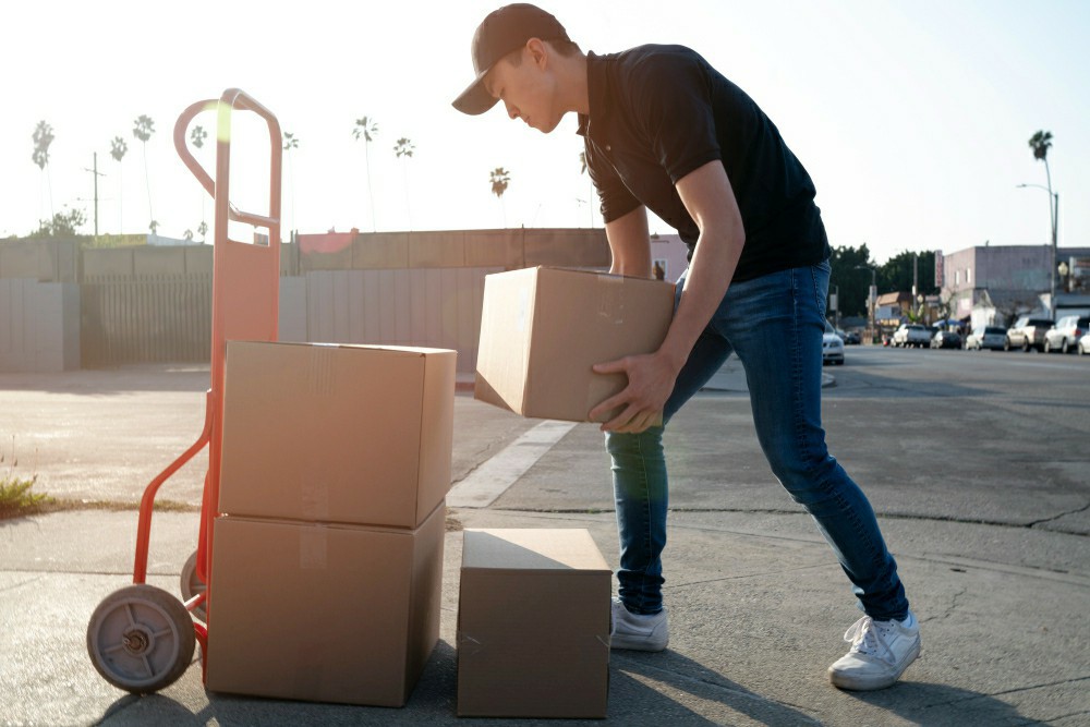 Enroll in Our Cheap Manual Handling Courses with Certification - Manual Handling Training Article