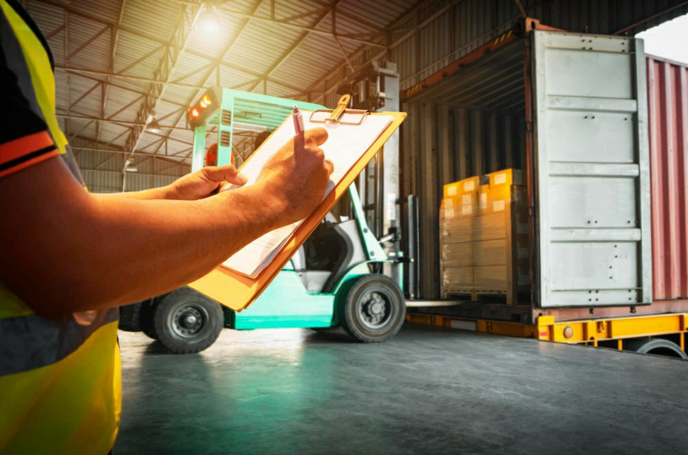 Top 10 Reasons to Enroll in Free Online Occupational Safety Courses Today - Manual Handling Training Article