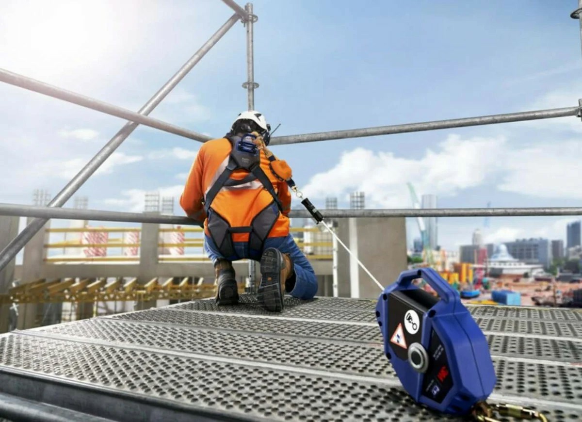 Elevate Your Career: The Essential Role of Working at Heights Certification in Today’s Job Market - Manual Handling Training Article