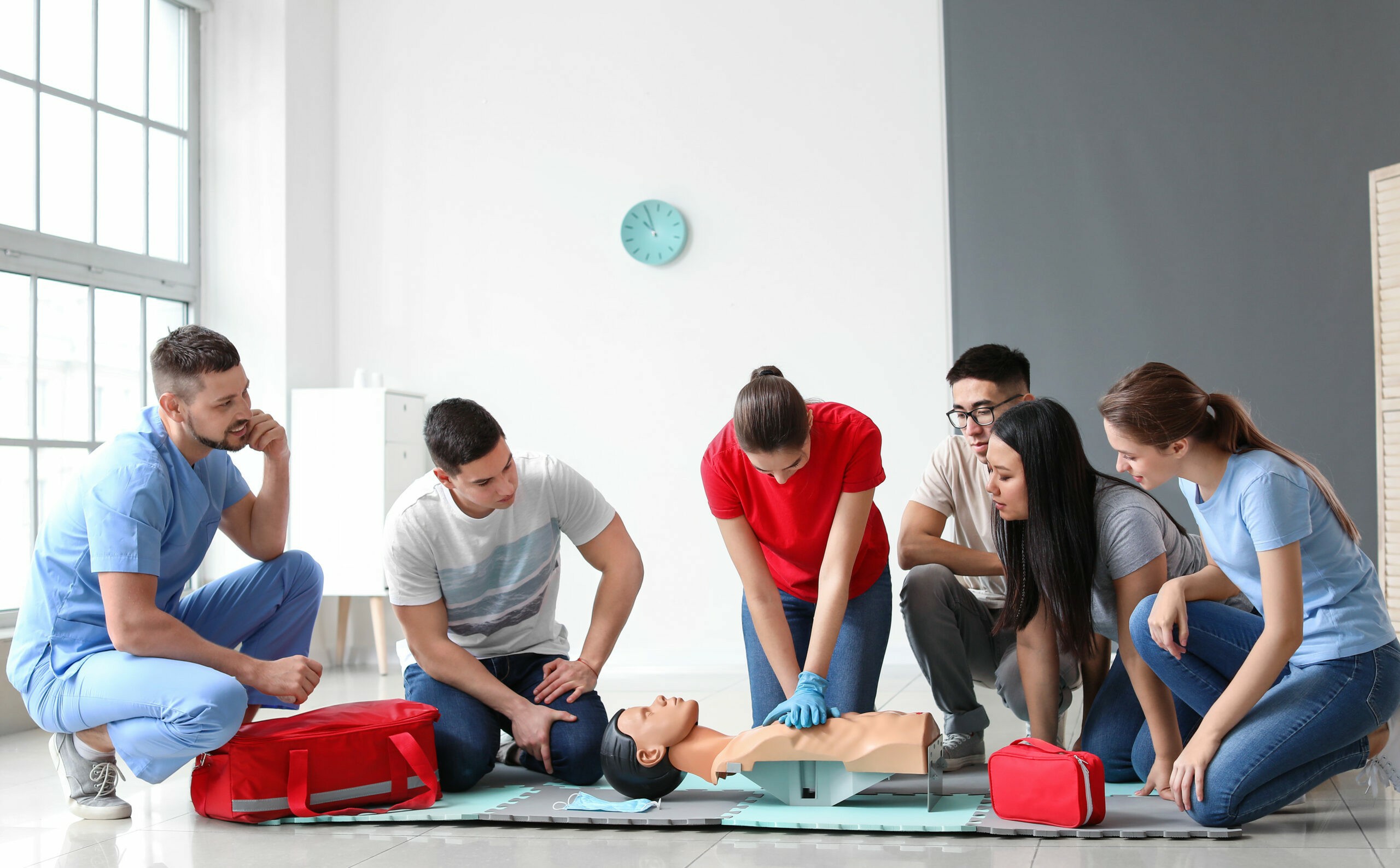 Boost Workplace Safety: The Essential Guide to First Aid and CPR Training - Manual Handling Training Article