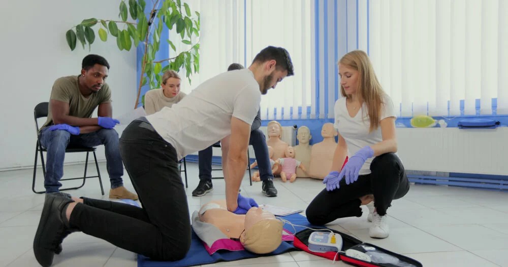 Why First Aid Training Essential for Workplace Safety and Emergency Readiness - Manual Handling Training Article