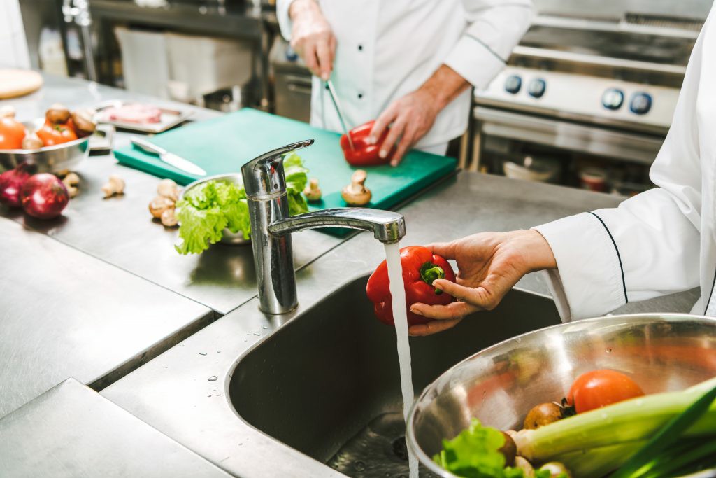 Prioritize Food Safety with HACCP Training: Essential Guidelines for Businesses in Ireland - Manual Handling Training Article