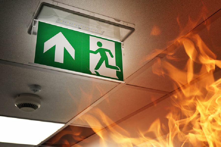 Enhance Your Workplace Safety with Expert Online Fire Extinguisher Training in Ireland - Manual Handling Training Article