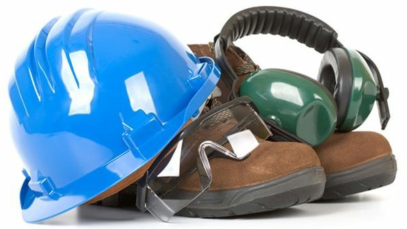 Elevate Your Workplace Safety with Comprehensive PPE Online Training in Ireland - Manual Handling Training Article