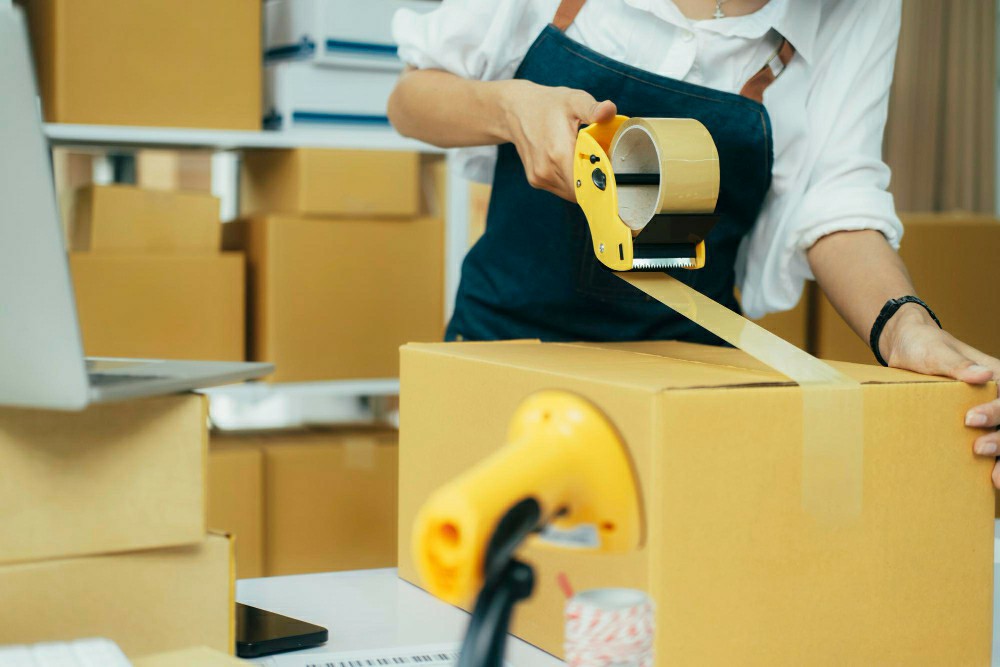 Master Manual Handling: Online Training for a Safer Workplace in Ireland - Manual Handling Training Article